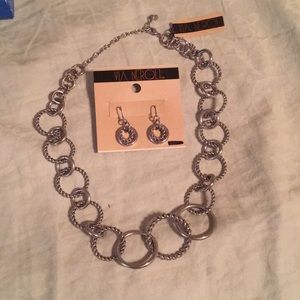 Necklace and earrings set